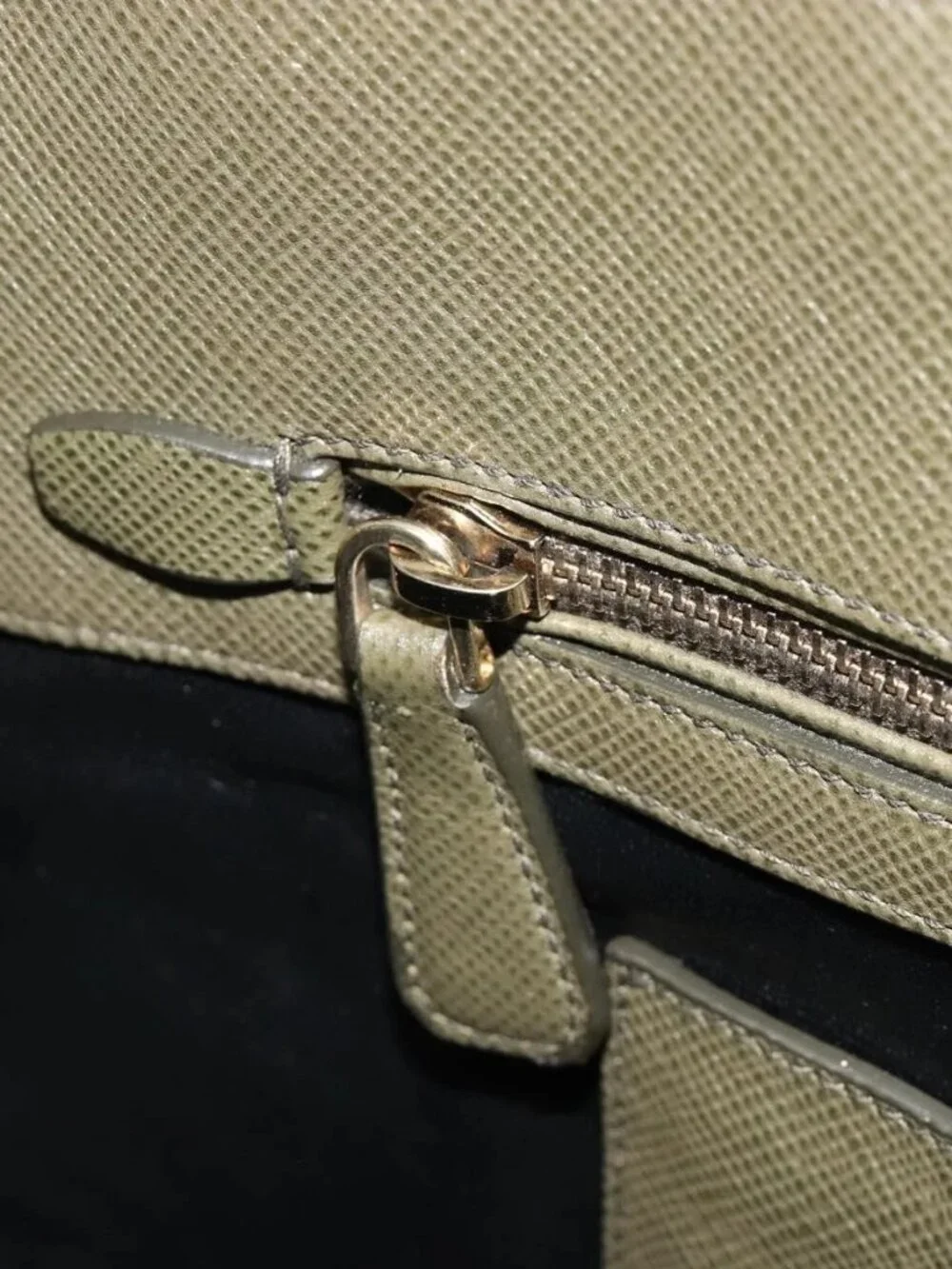 PRADA Cuir Open Promenade Satchel Bag Saffiano 2way Khaki Gold Auth